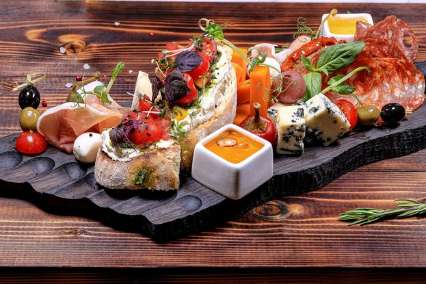 Ресторан «The River Restaurant», Санкт-Петербург: Ассорти итальянских закусок